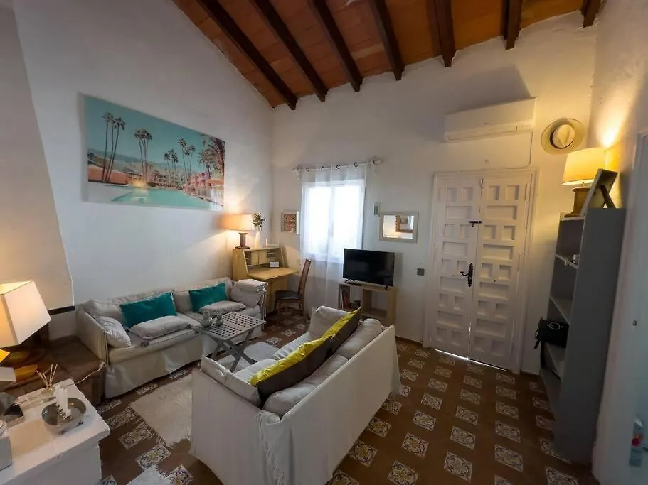 Casa Bela, En Marbella Muy Cerca De La Playa Villa